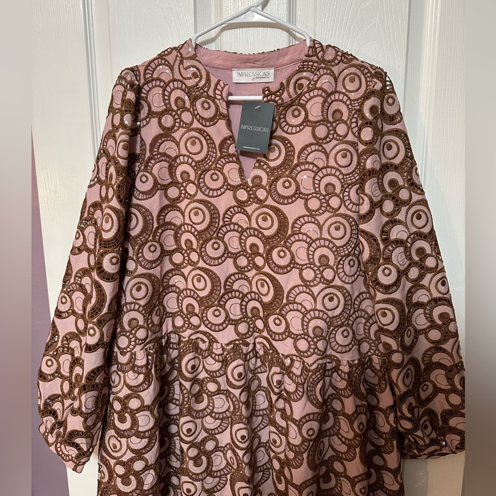 IMPRESSIONS Large NWT Fifth Avenue Embroidered Mini Dress Blush With Brown - Picture 2 of 7